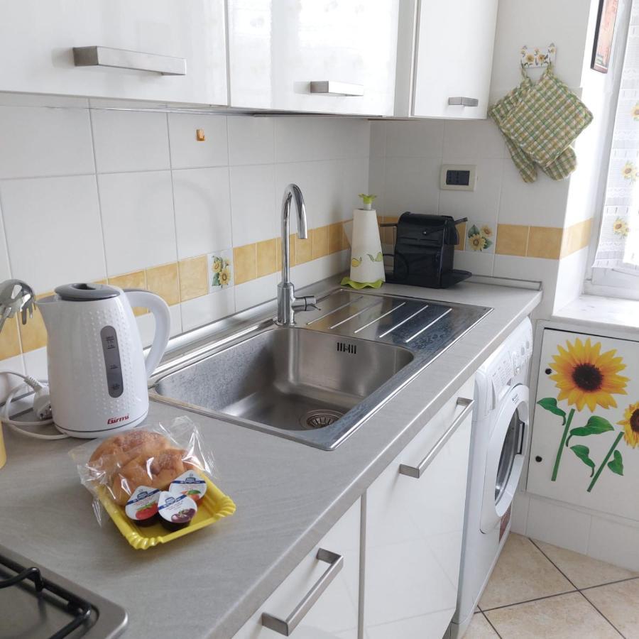 La Casa Dei Girasoli Genoa Luaran gambar