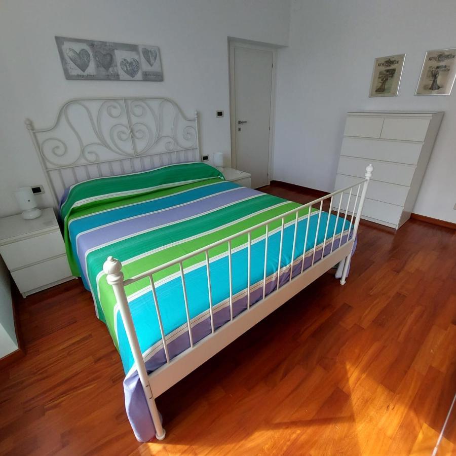 La Casa Dei Girasoli Genoa Luaran gambar